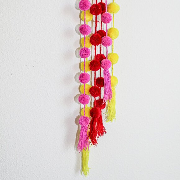 Mexican Handmade Colorful PomPoms Decorative Garland Home Party Festive Decor - Picture 3 of 4
